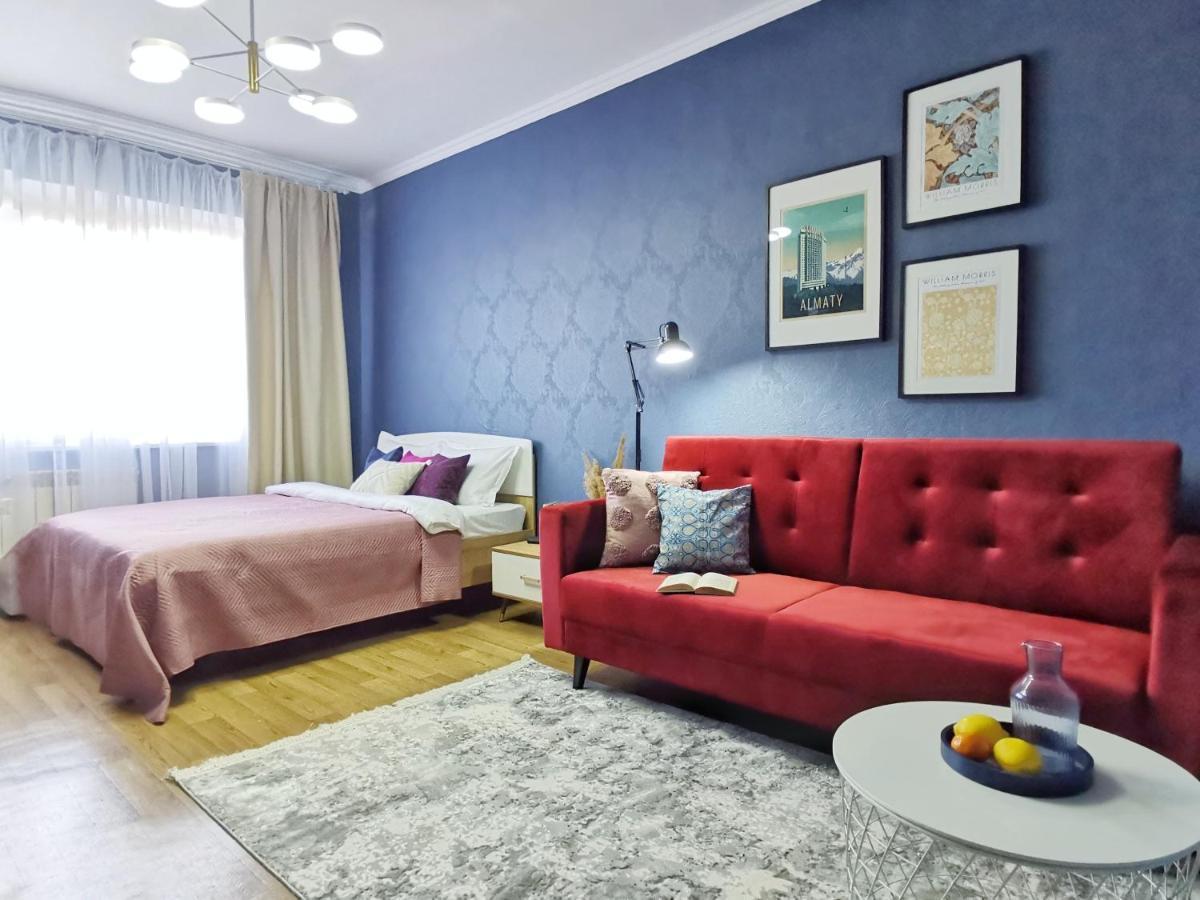 Квартира Коктобе С Видом На Горы Apartment Алма Ата Екстериор снимка